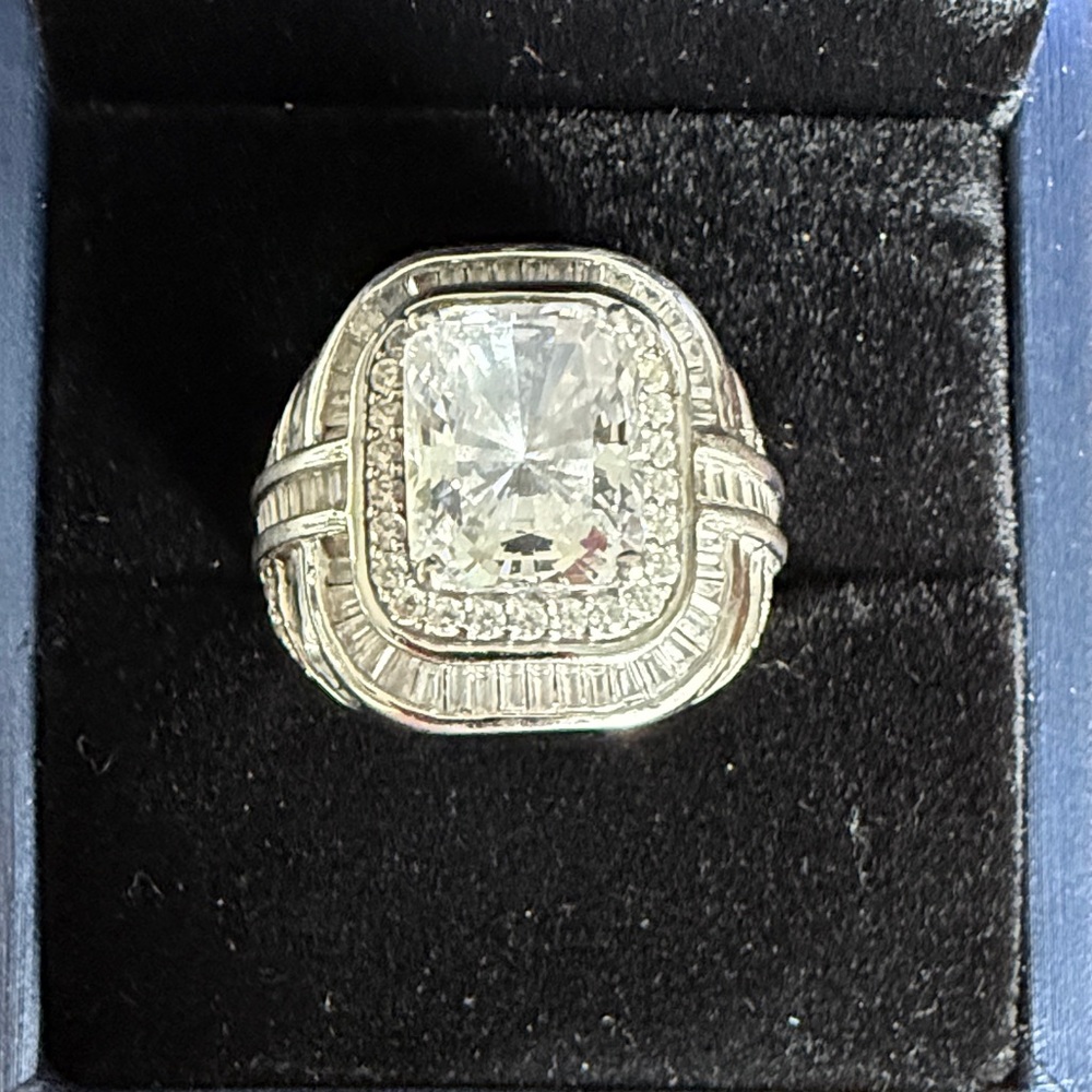 Charles Winston - Bella Luce Sterling Silver and Clear CZ Stone Ring